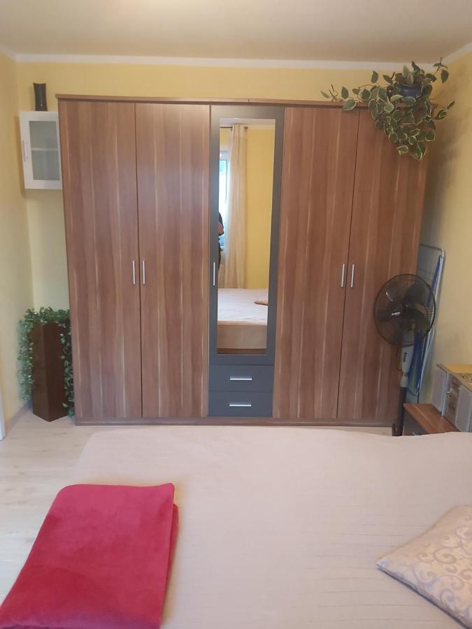Ferienwohnung Dinnebier Leubnitz Bagian luar foto